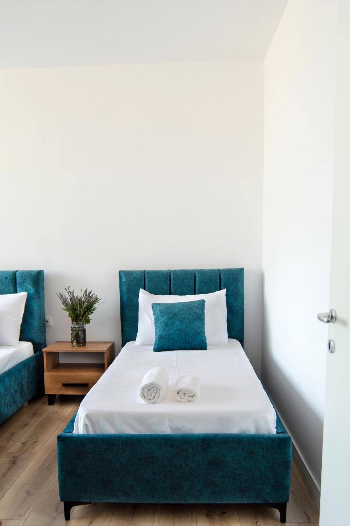 Urban Serenity City Skyline View Apartment 1 ติรานา ภายนอก รูปภาพ